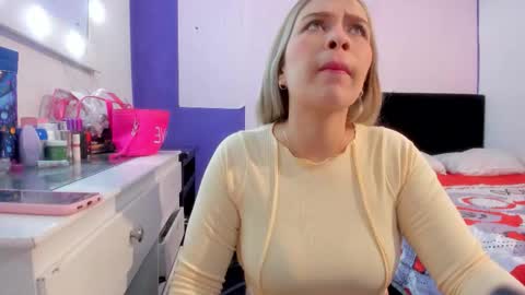 Snapshot of byanca_winklar chatting on 22, 9, 2025 online show from 22, 9, 2025