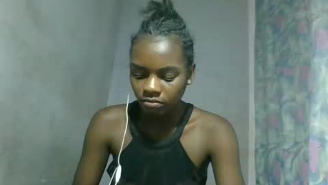 Snapshot of caella98 chatting on 11, 4, 2026 caella98 online show from 11, 4, 2026