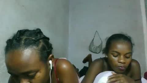 Snapshot of caella98 chatting on 13, 4, 2026 caella98 online show from 13, 4, 2026