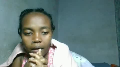 Snapshot of caella98 chatting on 29, 4, 2026 caella98 online show from 29, 4, 2026