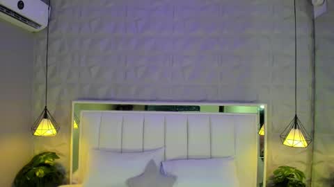 CailynBrown online show from 12, 2, 2025