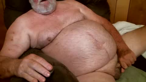 Snapshot of cajungrey75 chatting on 17, 10, 2025 cajungrey online show from 17, 10, 2025