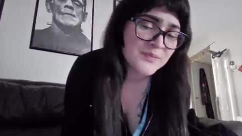 Snapshot of cakebatterbitch chatting on 2, 12, 2024 cakebatterbitch online show from 2, 12, 2024