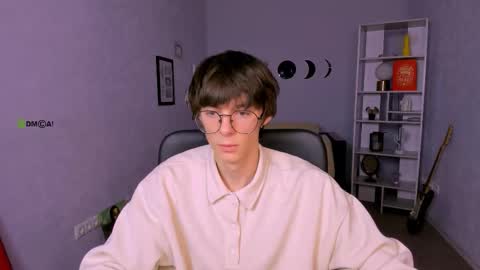 Snapshot of caleb_lichi chatting on 27, 11, 2025 aleb online show from 27, 11, 2025