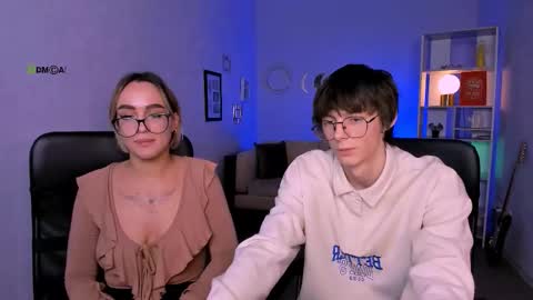 Snapshot of caleb_lichi chatting on 28, 11, 2025 aleb online show from 28, 11, 2025