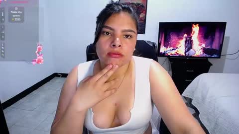 Snapshot of caliope_goddess1 chatting on 2, 1, 2025 caliope_goddess1 online show from 2, 1, 2025