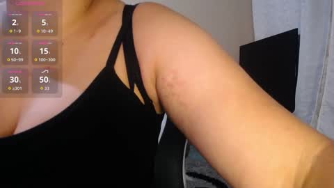 Snapshot of caliope_goddess1 chatting on 9, 10, 2025 caliope_goddess1 online show from 9, 10, 2025