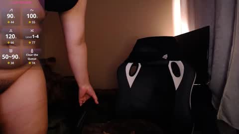 Snapshot of caliope_goddess1 chatting on 19, 10, 2025 caliope_goddess1 online show from 19, 10, 2025