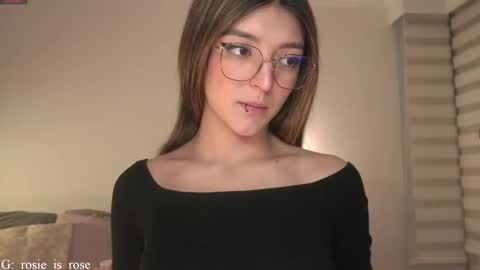 Snapshot of call_me_rosie chatting on 17, 2, 2026 online show from 17, 2, 2026