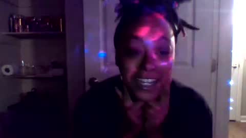 little miss pretty  online show from 8, 12, 2024