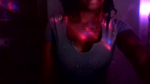 little miss pretty  online show from 30, 1, 2025