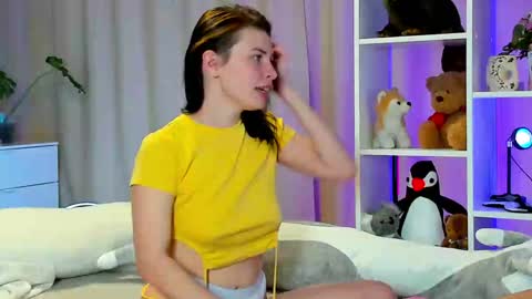 Snapshot of callmetori chatting on 3, 12, 2024 Frida online show from 3, 12, 2024