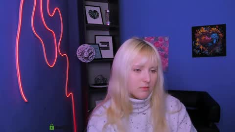 callmevivien online show from 7, 4, 2026