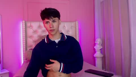 Snapshot of callum_77 chatting on 8, 3, 2025 CALLUM online show from 8, 3, 2025