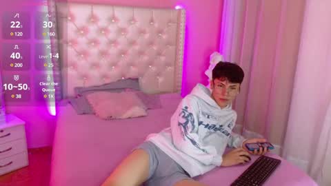 Snapshot of callum_77 chatting on 10, 3, 2025 CALLUM online show from 10, 3, 2025