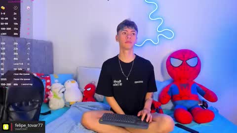 Snapshot of callum_77 chatting on 24, 10, 2025 CALLUM online show from 24, 10, 2025