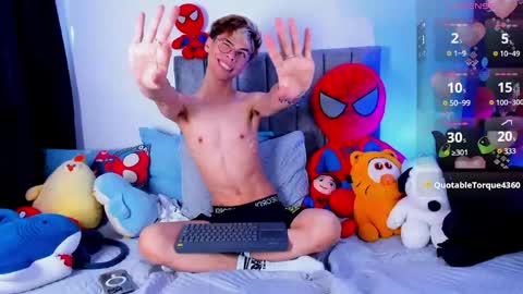 Snapshot of callum__777 chatting on 22, 4, 2026 callum online show from 22, 4, 2026