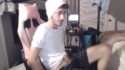 Snapshot of calvin_tanner chatting on 17, 12, 2024 calvin_tanner online show from 17, 12, 2024