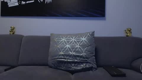 Calvin  online show from 6, 2, 2025