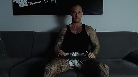 Calvin  online show from 21, 10, 2025