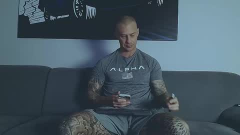 Calvin  online show from 16, 2, 2026