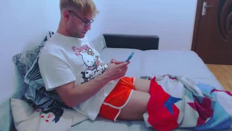 Snapshot of calvinjohnlad chatting on 12, 1, 2025 Calvinjohnlad online show from 12, 1, 2025