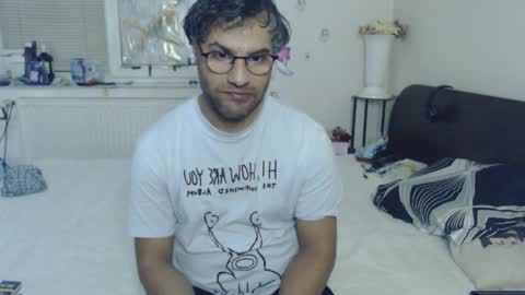 Calvinjohnlad online show from 4, 12, 2025