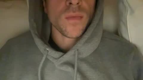 Snapshot of calvinzz chatting on 16, 12, 2025 calvinzz online show from 16, 12, 2025