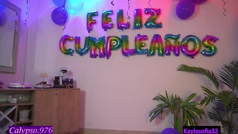 Snapshot of calypso_and_ge1 chatting on 10, 1, 2025 Calypso and Kayla online show from 10, 1, 2025