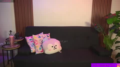 Calypso and Kayla online show from 13, 4, 2026