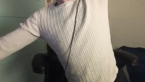 Snapshot of calypsocabal chatting on 2, 11, 2025 Calypso online show from 2, 11, 2025