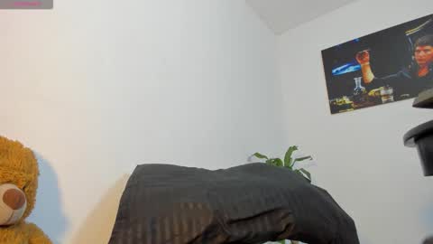 Snapshot of cam11_07 chatting on 14, 12, 2025 luxxx online show from 14, 12, 2025