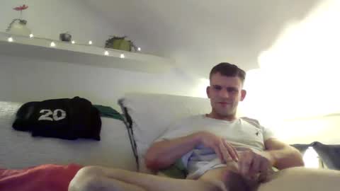Snapshot of cam_bitch_boy chatting on 6, 12, 2024 cam_bitch_boy online show from 6, 12, 2024