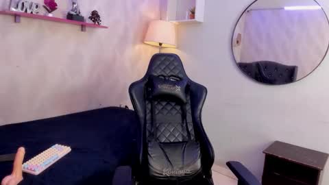 Snapshot of cam_xman chatting on 21, 11, 2025 cam_xman online show from 21, 11, 2025