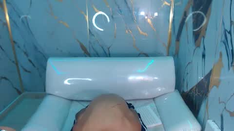 Snapshot of cam_xman chatting on 16, 12, 2025 cam_xman online show from 16, 12, 2025