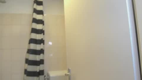 Snapshot of camahappy chatting on 29, 11, 2025 Dick Grand online show from 29, 11, 2025