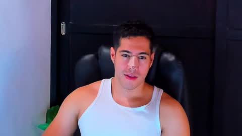 Snapshot of camara110 chatting on 5, 12, 2024 camara110 online show from 5, 12, 2024