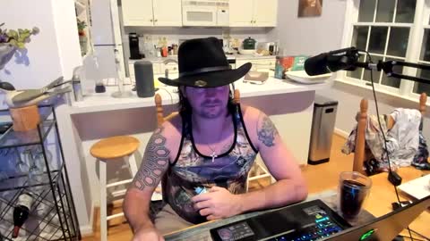 camarant online show from 7, 10, 2025