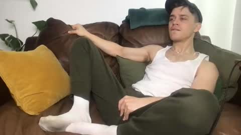 Snapshot of camdoattitude chatting on 16, 4, 2026 CamDoAttitude online show from 16, 4, 2026