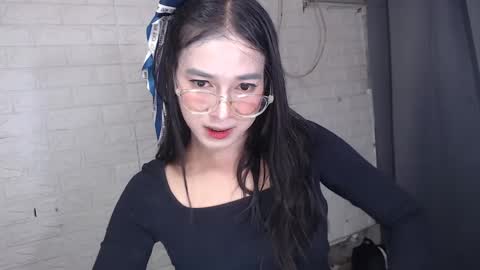 camela_star online show from 27, 1, 2025