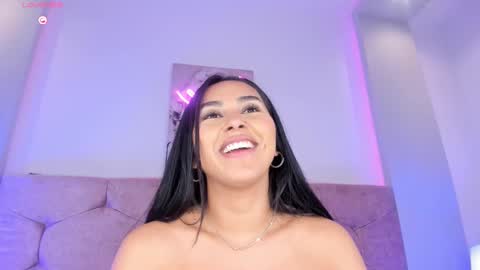 Snapshot of cameliaa_smiith chatting on 7, 12, 2024 Camelia Smith online show from 7, 12, 2024