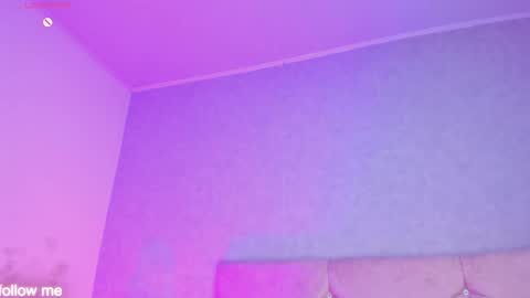 Snapshot of cameliaa_smiith chatting on 17, 10, 2025 Camelia Smith online show from 17, 10, 2025