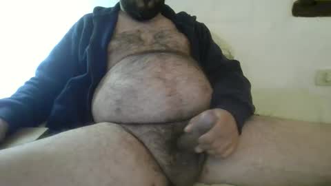 Snapshot of camera008 chatting on 14, 10, 2025 camera008 online show from 14, 10, 2025