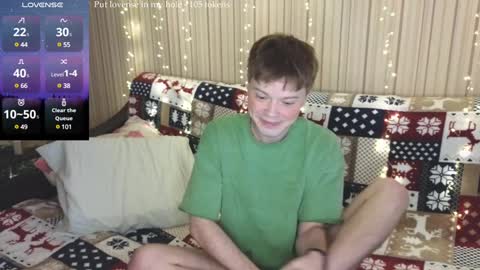 Snapshot of cameron_crowly chatting on 27, 12, 2024 Cameron online show from 27, 12, 2024