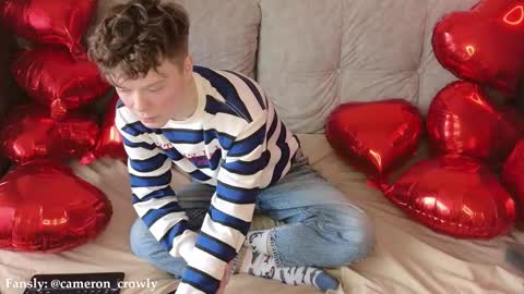 Snapshot of cameron_crowly chatting on 14, 2, 2025 Cameron online show from 14, 2, 2025