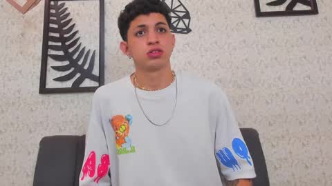 Snapshot of cameron_lux4 chatting on 5, 10, 2025 CAMERON online show from 5, 10, 2025