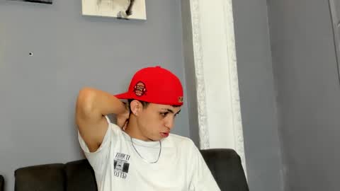 Snapshot of cameron_lux4 chatting on 5, 11, 2025 CAMERON online show from 5, 11, 2025