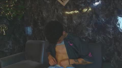 Snapshot of cameron_lux4 chatting on 17, 1, 2026 CAMERON online show from 17, 1, 2026