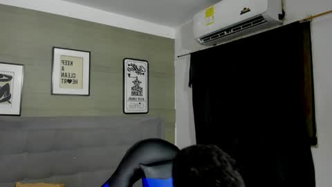 Snapshot of cameron_lux4 chatting on 17, 4, 2026 CAMERON online show from 17, 4, 2026