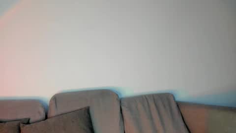   online show from 27, 10, 2025